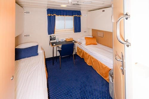 Cabin 402 - Deluxe twin