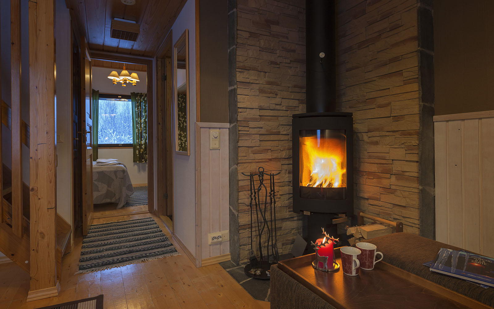 Family-style accommodation for up to 5 people in a semi-detached holiday apartments at Hotel Yllas Humina, Lapland, Finland.