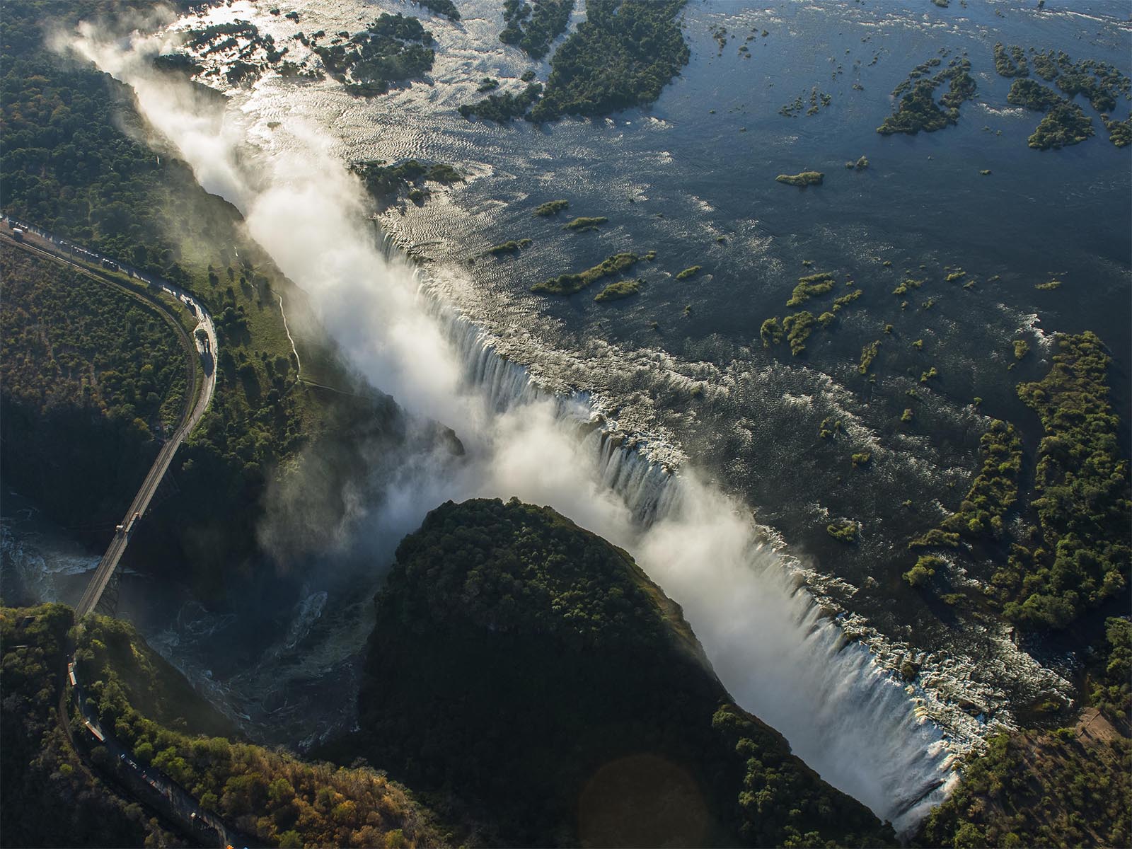 Aerial photograph of Victoria Falls, Mosi oa Tunya